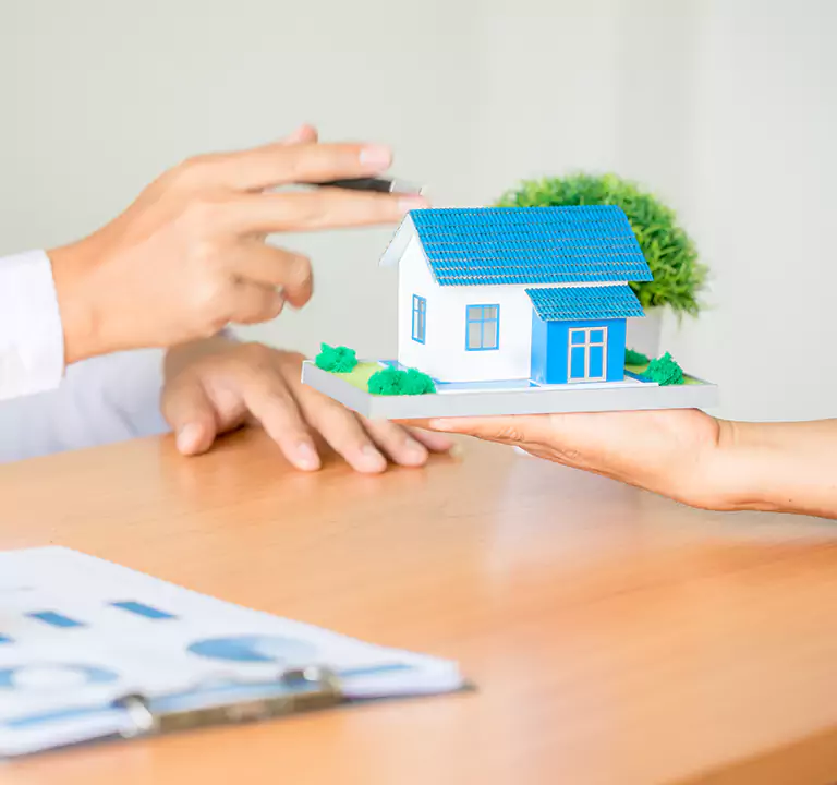 Why Choose Us to Sell a House with a Reverse Mortgage in Brentwood, NY?